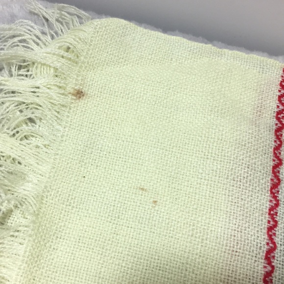 Short Yellow Scarf - Picture 6 of 6